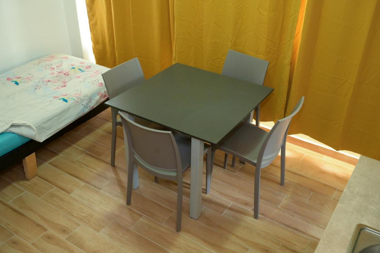 Skopje Hostel Luaran gambar