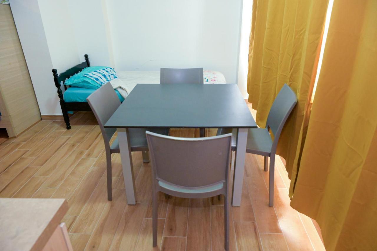 Skopje Hostel Luaran gambar