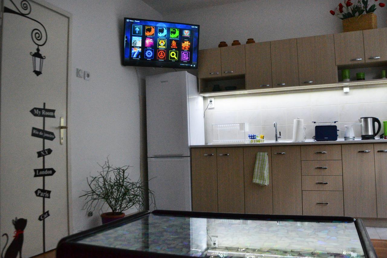 Skopje Hostel Luaran gambar